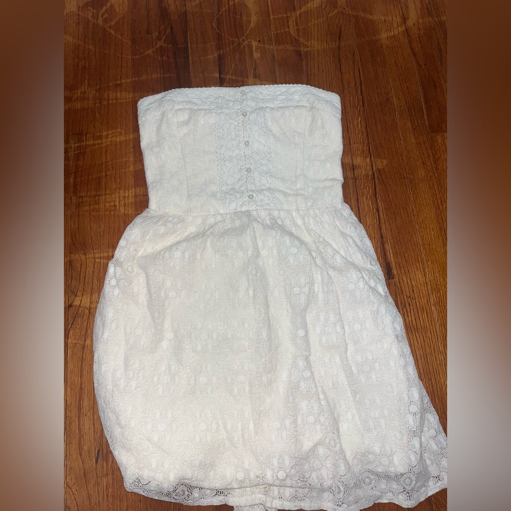 Abercrombie & Fitch White Strapless Dress